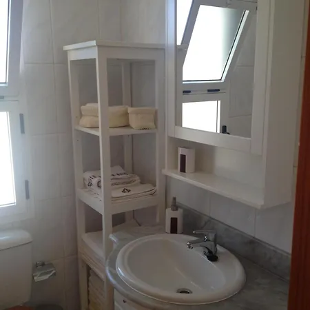 Iwona Mit Meerblick Apartment *
